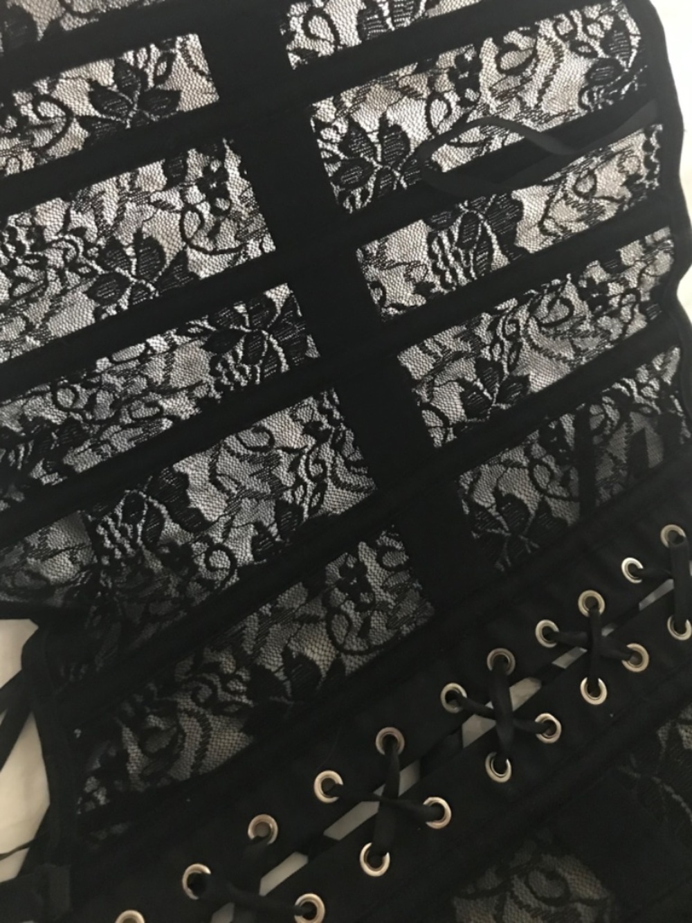 Luxury Underbust Black Lace Corset with Garter Straps - new in bag